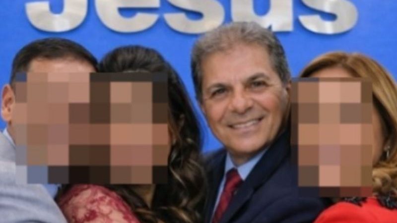 Acusado de caso com a nora, pastor afastado quebra o silêncio