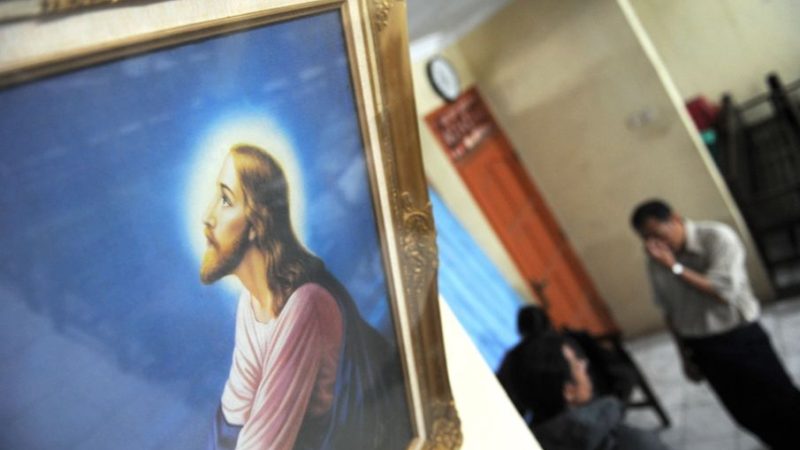 Cristãos na Indonésia são impedidos de celebrar o Natal