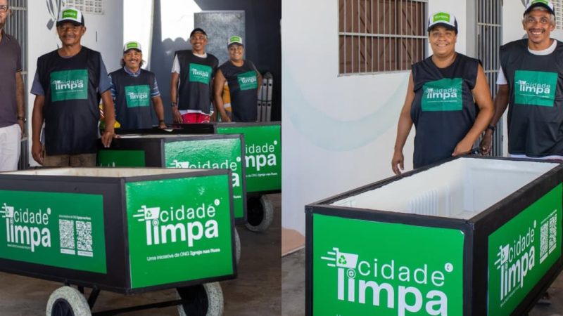 Igreja doa carrinhos de coleta a pessoas sem-teto: “Um recomeço através da reciclagem”