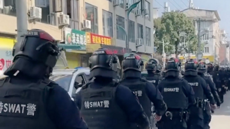 Operações policiais contra igrejas na China envolvem mais de 1.000 agentes