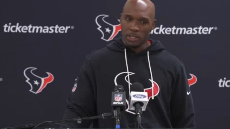 Técnico destaca fé dos jogadores após classificação na NFL: “Jesus é a nossa Luz”