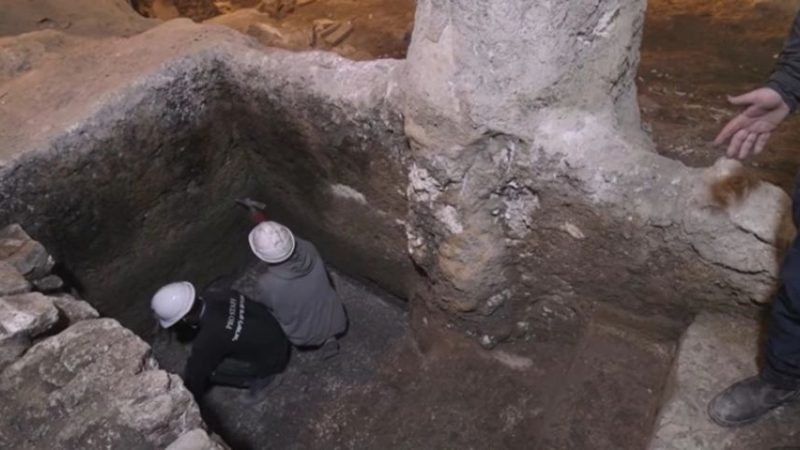 banheira ritual com cinzas comprova destruição