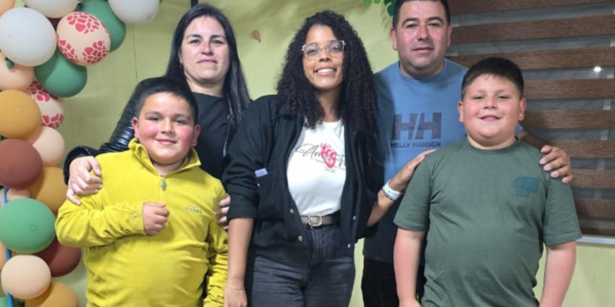 Mãe se converte no Chile após filhos de 8 anos explicarem o sacrifício de Jesus