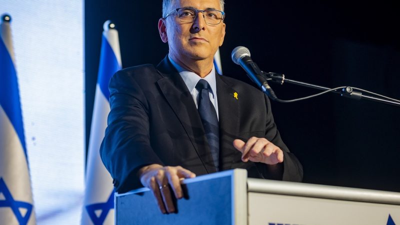 Ministro de Israel pede que judeus migrem após onda antissemita: “Voltem para casa”