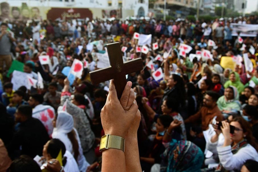 cristãs absolvidas em processo por blasfêmia