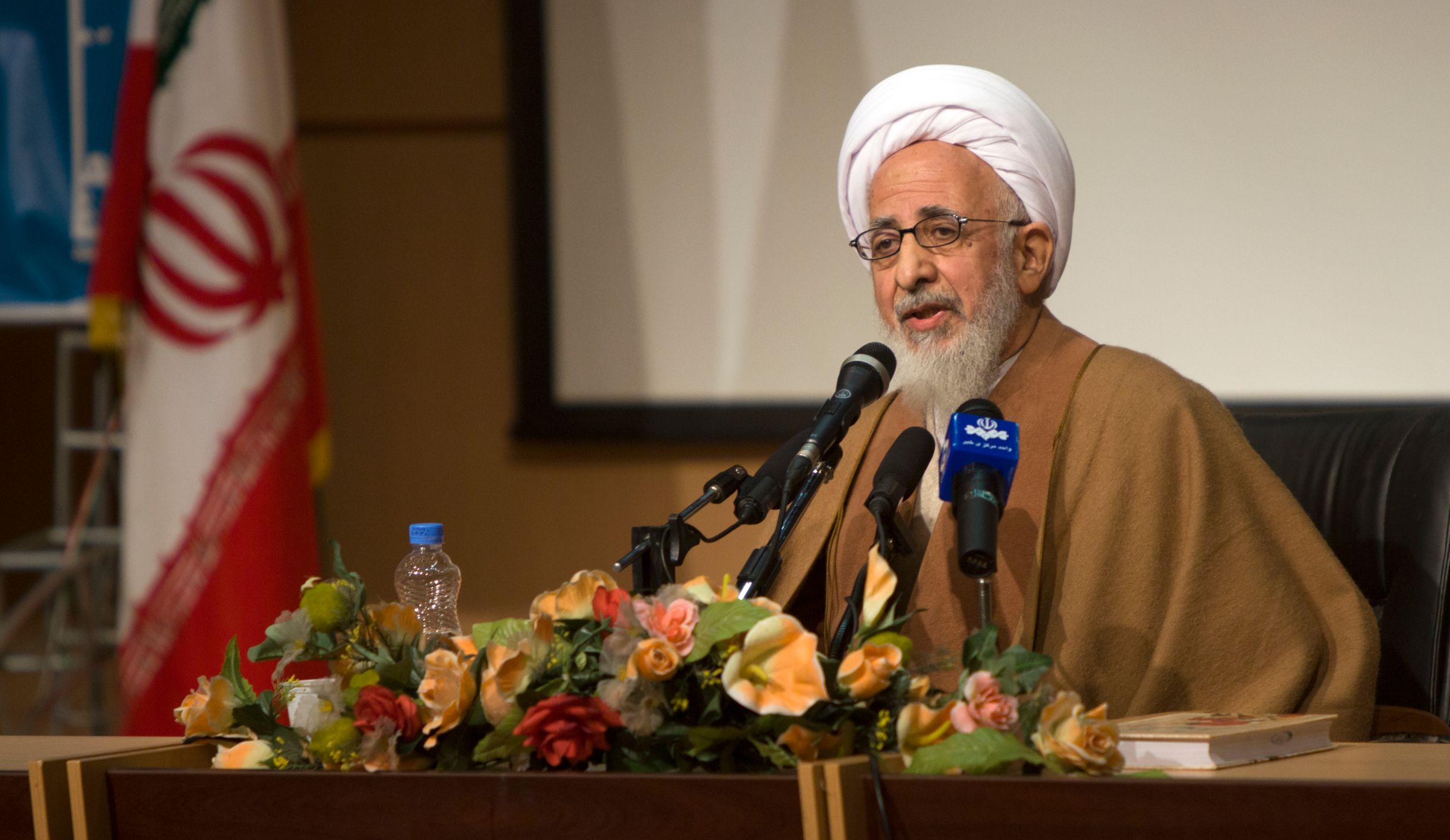 Aiatolá quer derramar sangue de judeus e Trump como vingança