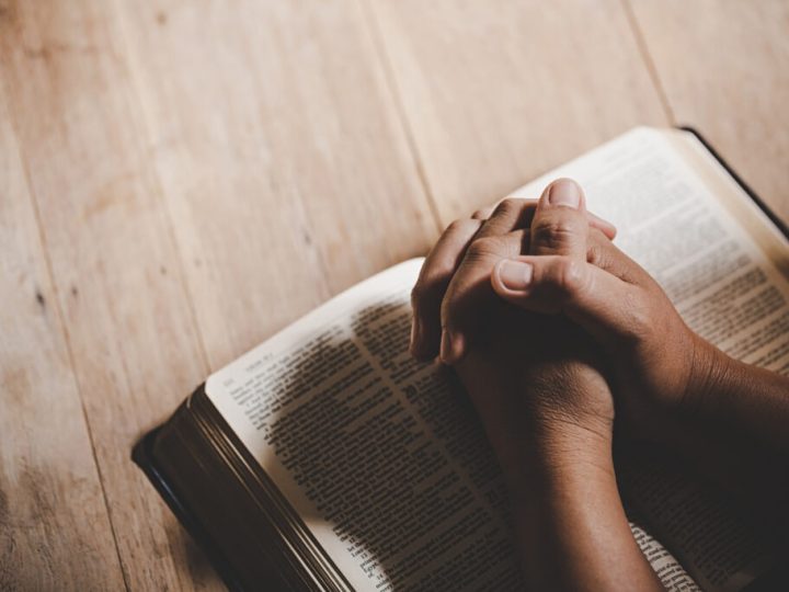 Americanos presos em Israel relatam fé em meio ao conflito