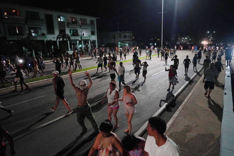 Crise energética e falta de comidas provocam protestos em Cuba