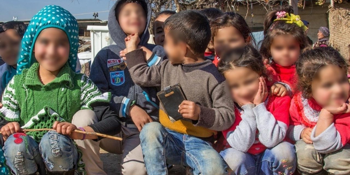 Missão evangeliza crianças refugiadas pela TV no Oriente Médio: “Obra do Espírito Santo”