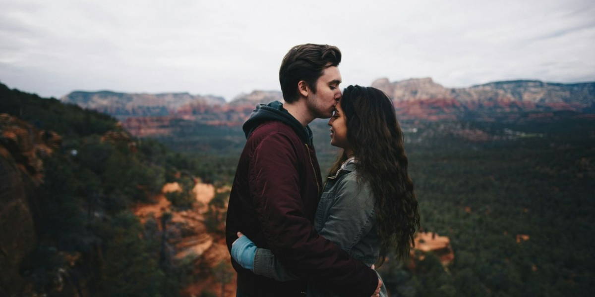 Novo livro inspirado em “As 5 linguagens do amor” traz dicas para comunicação de casais