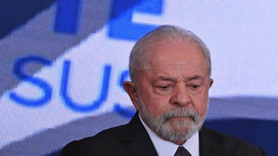 Pesquisa aponta desaprovação de 64% entre evangélicos à Lula