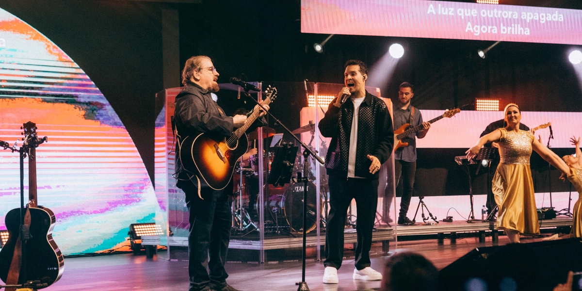 Asaph Borba lança nova versão de “Jesus Em Tua Presença” com Brunão Morada