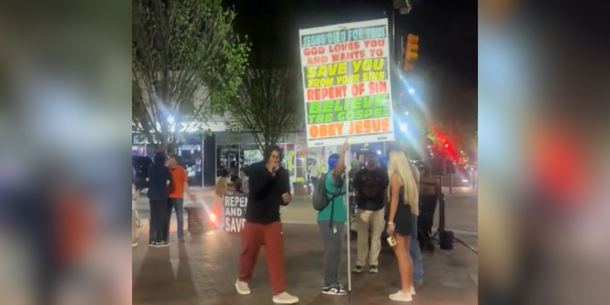 Demitido do Chicago Bulls por criticar agenda LGBT, jogador anuncia o Evangelho nas ruas