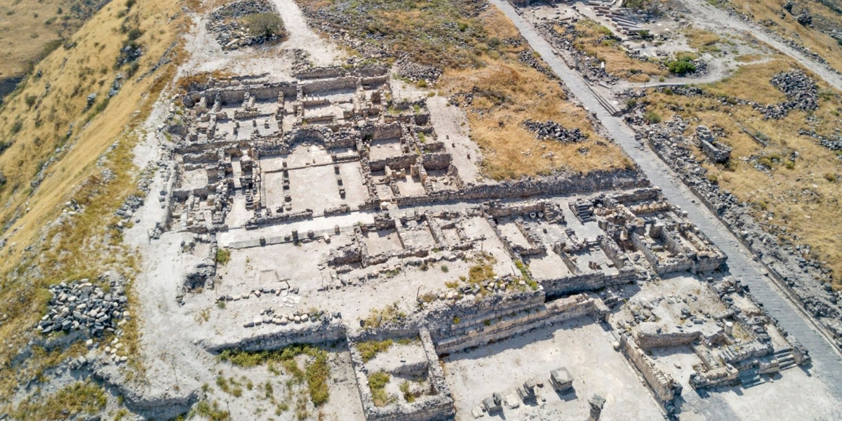 Descoberta perto do Mar da Galileia pode revelar como eram os primeiros batismos