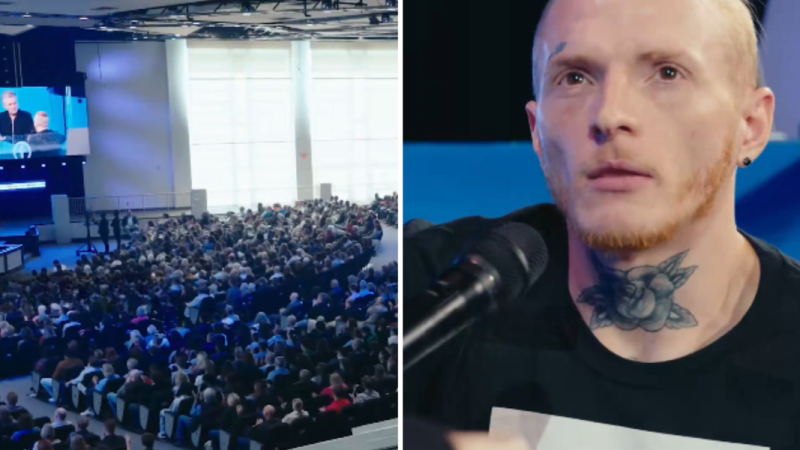 Durante batismo, homem relata batalha espiritual antes de se entregar a Jesus