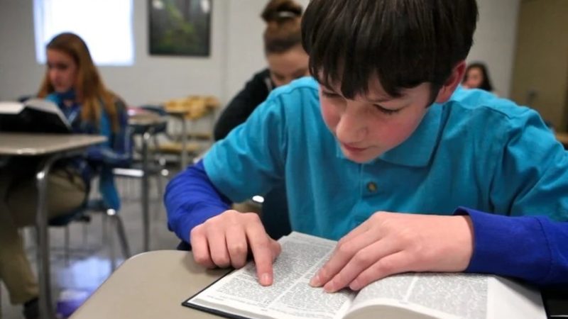 Estado caminha para incorporar trechos da Bíblia nas escolas