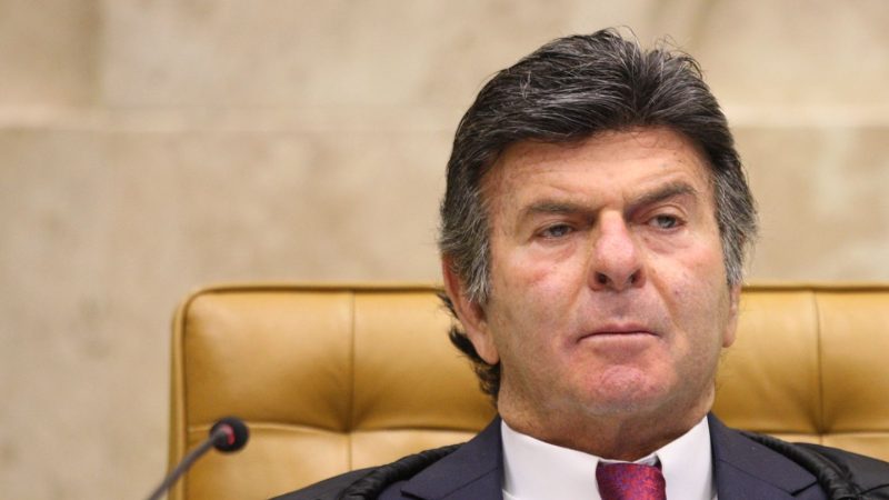Fux alega peso na consciência e muda voto do 8 de janeiro