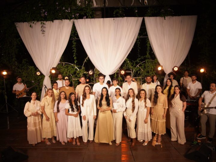 Gospel reúne gerações em gravação ao vivo
