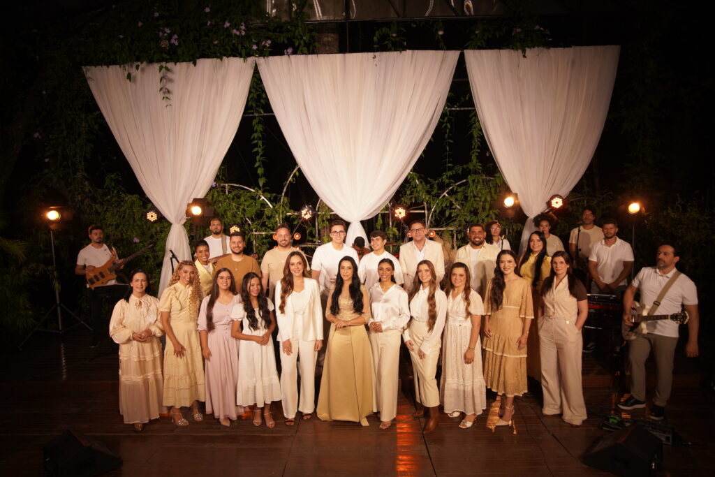 Gospel reúne gerações em gravação ao vivo