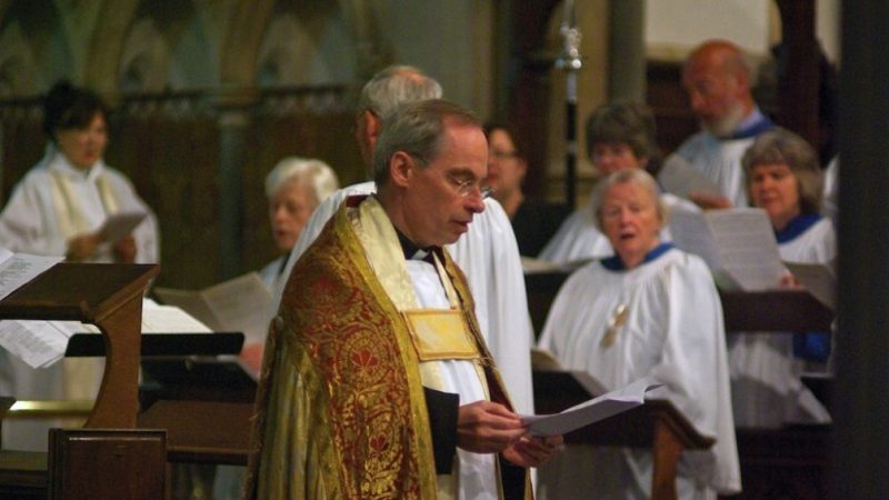 Igreja Anglicana em Gales oficializa bênção para união LGBT