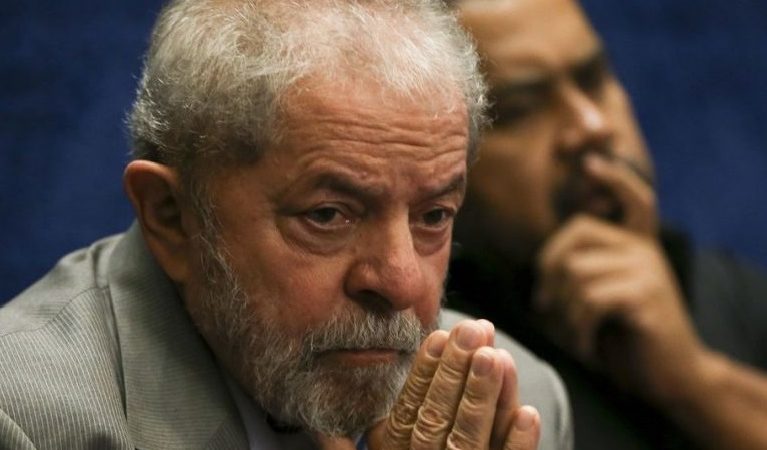 Lula ataca a direita, mas diz que aceitará derrota para Flávio