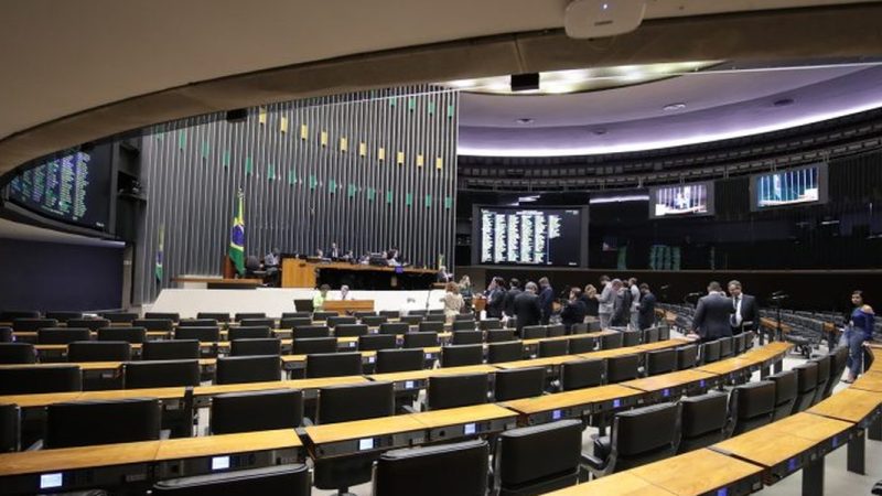 Projeto de Lei quer impedir aplicação de leis islâmicas no Brasil