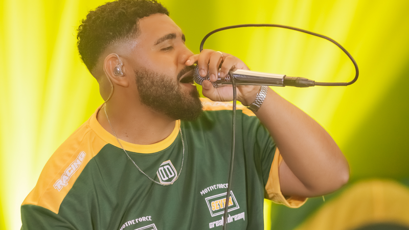 Silas Magalhães lança música inspirada na Copa do Mundo – Comunhão