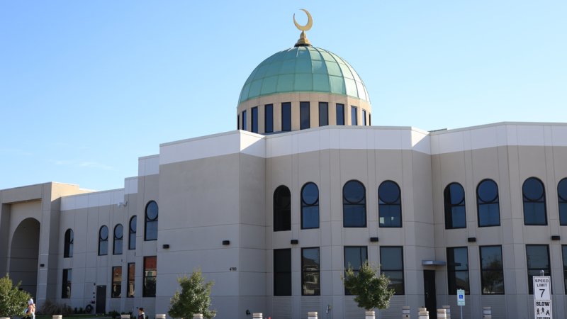 Tribunal do Texas mantém direito de missionários pregarem perto de mesquita