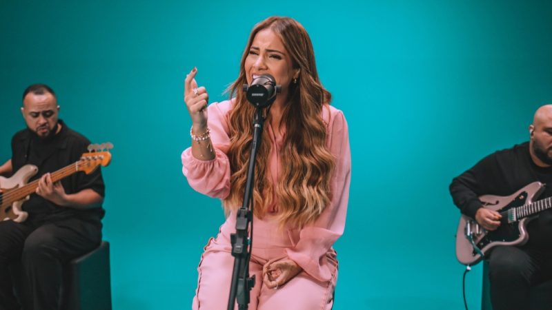 Gabriela Rocha lança “Ecoar 3” com releituras de Aline Barros, Cassiane e Diante do Trono