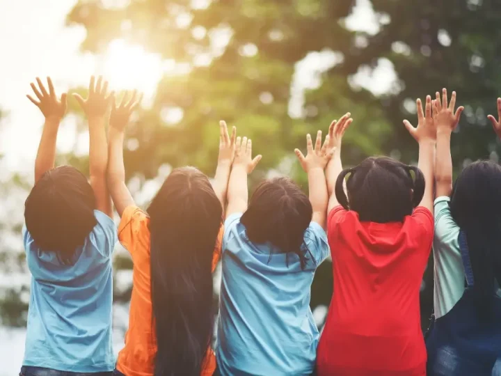 Como crianças vivenciam o amor de Deus na prática