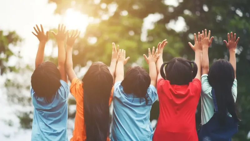 Como crianças vivenciam o amor de Deus na prática