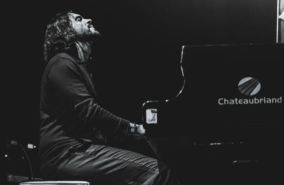 Fellipe Fernandes lança “Homens-Ninguém” com artistas do Nordeste