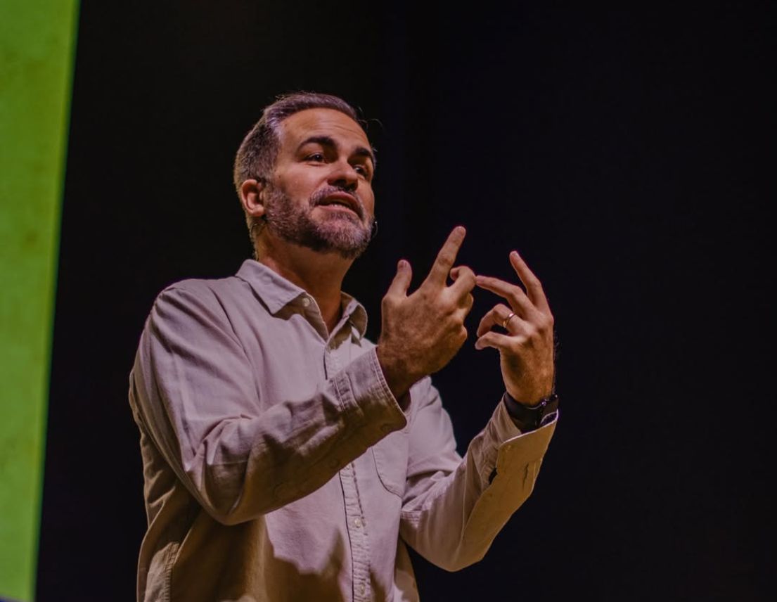 Pastor dá conselho a esposas na Copa do Mundo: ‘Compassivas’