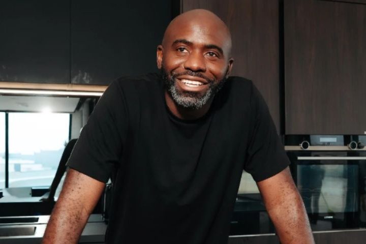 Fabrice Muamba: ex-jogador testemunha milagre e fala sobre fé